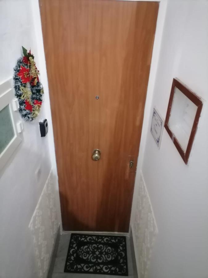 Tinnyhouse Наполи Екстериор снимка